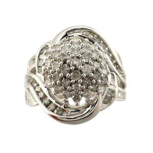 3/4 Carat Diamond Ring with Cluster and Baguette Diamonds Size 5